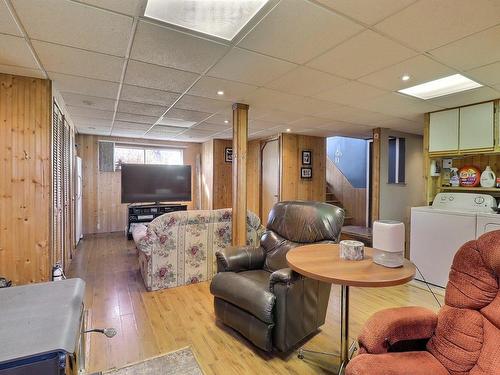 Family room - 93 Rue Isabelle, La Sarre, QC - Indoor