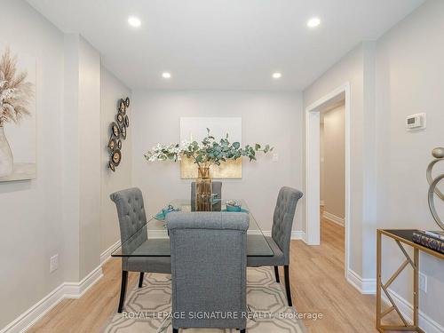 58-5659 Glen Erin Dr, Mississauga, ON - Indoor Photo Showing Dining Room