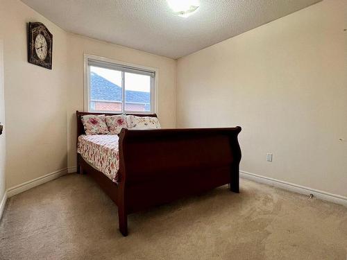 3803 Laurenclaire Dr, Mississauga, ON - Indoor Photo Showing Bedroom