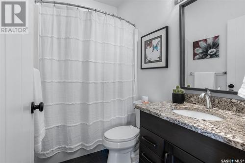 4 Willow View Court, Blackstrap Shields, SK - Indoor Photo Showing Bathroom