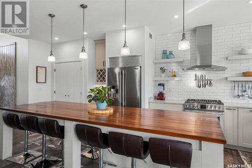 4 Willow View Court, Blackstrap Shields, SK - Indoor Photo Showing Kitchen With Upgraded Kitchen