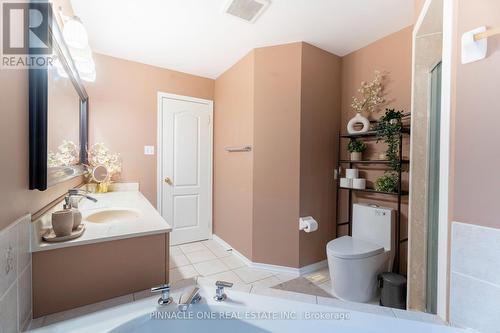 27 Grackle Trail, Toronto, ON - Indoor Photo Showing Bathroom