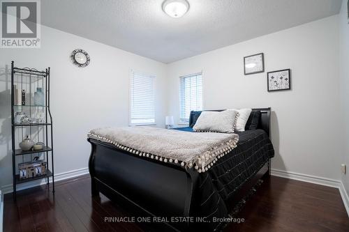 27 Grackle Trail, Toronto, ON - Indoor Photo Showing Bedroom