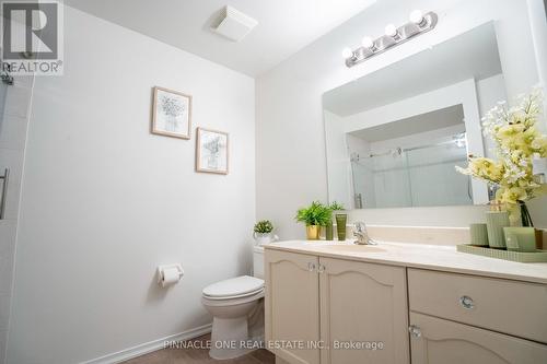 27 Grackle Trail, Toronto, ON - Indoor Photo Showing Bathroom