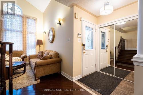 27 Grackle Trail, Toronto, ON - Indoor Photo Showing Other Room