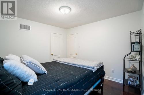 27 Grackle Trail, Toronto, ON - Indoor Photo Showing Bedroom