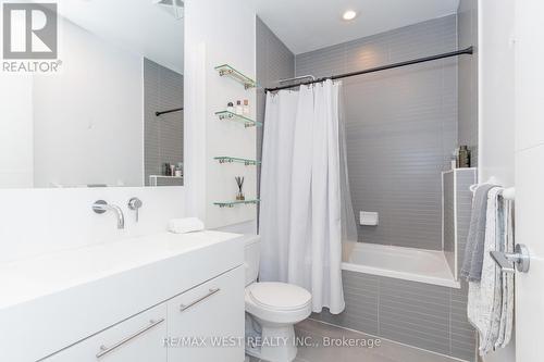 212 - 66 Portland Street, Toronto, ON - Indoor Photo Showing Bathroom