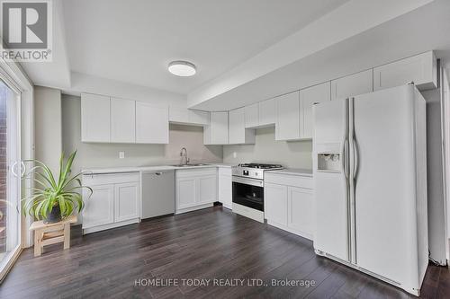 Bsmt - 23 Shalom Way, Barrie, ON - Indoor Photo Showing Kitchen