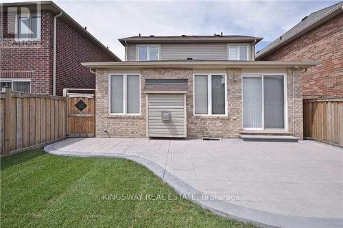 424 Zuest Crescent, Milton, ON - Outdoor