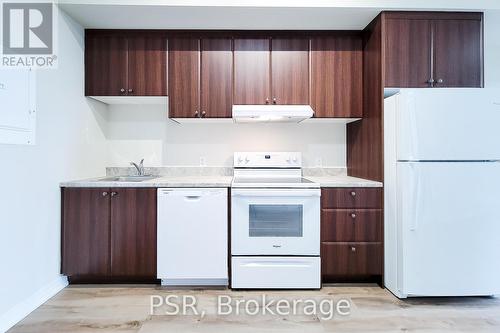 Up01 - 50 Herrick Avenue, St. Catharines, ON - Indoor Photo Showing Kitchen