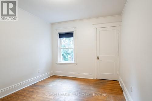 56 Newton Avenue, Hamilton, ON - Indoor Photo Showing Other Room