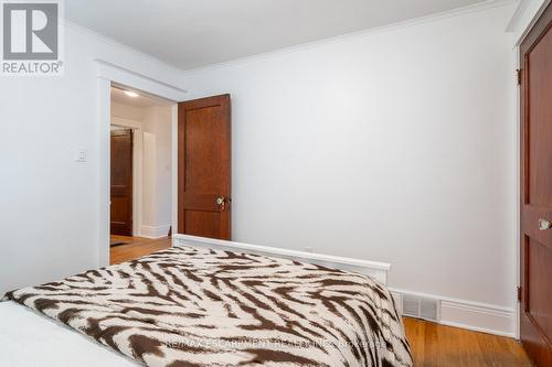 56 Newton Avenue, Hamilton, ON - Indoor Photo Showing Bedroom