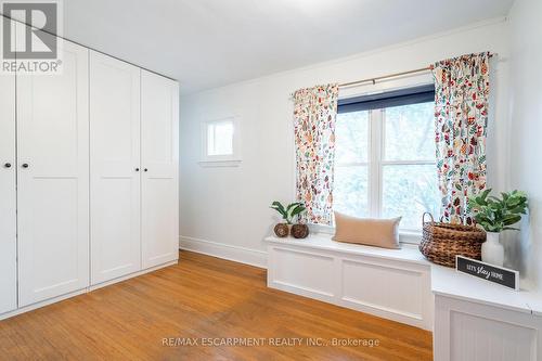 56 Newton Avenue, Hamilton, ON - Indoor Photo Showing Other Room