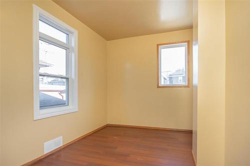 387 Arlington Street, Winnipeg, MB - Indoor Photo Showing Other Room