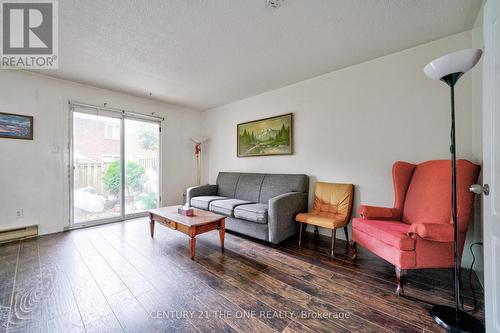 150 - 70 Cass Avenue, Toronto, ON - Indoor Photo Showing Living Room