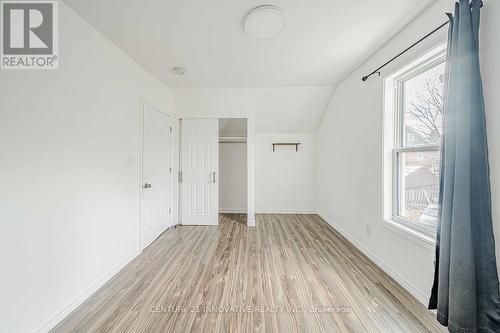 Upper - 158 Celina Street, Oshawa, ON - Indoor Photo Showing Other Room