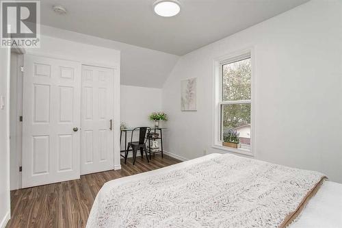 Upper - 158 Celina Street, Oshawa, ON - Indoor Photo Showing Bedroom