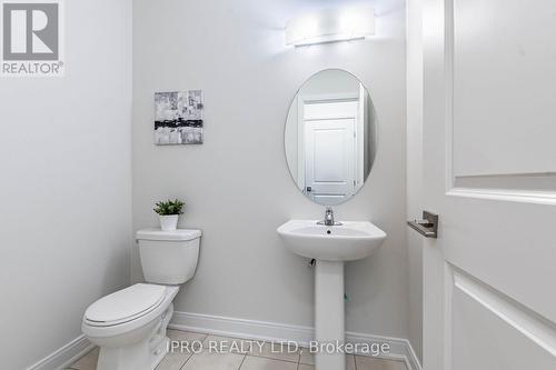 8 Military Crescent, Brampton, ON - Indoor Photo Showing Bathroom