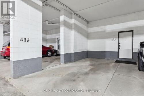 43 - 2170 Bromsgrove Road, Mississauga, ON - Indoor Photo Showing Garage