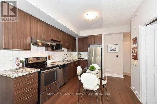 802 - 99 South Town Centre Boulevard, Markham, ON - Indoor Photo Showing Kitchen With Double Sink