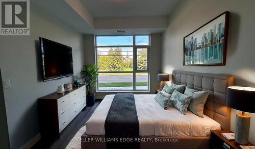 109 - 600 North Service Road W, Hamilton, ON - Indoor Photo Showing Bedroom