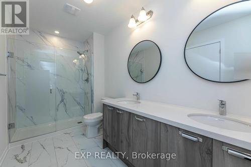 2002 Horace Duncan Crescent, Oshawa, ON - Indoor Photo Showing Bathroom