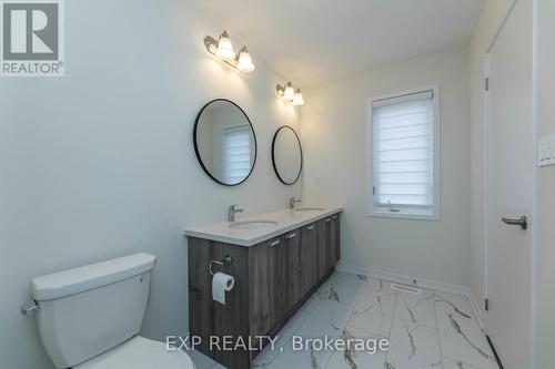 2002 Horace Duncan Crescent, Oshawa, ON - Indoor Photo Showing Bathroom