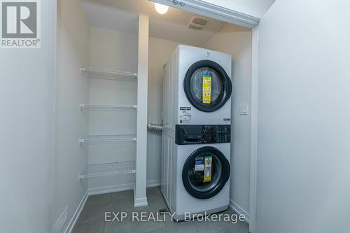 2002 Horace Duncan Crescent, Oshawa, ON - Indoor Photo Showing Laundry Room