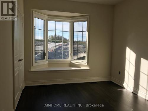 60 Baleberry Crescent, East Gwillimbury, ON - Indoor Photo Showing Other Room