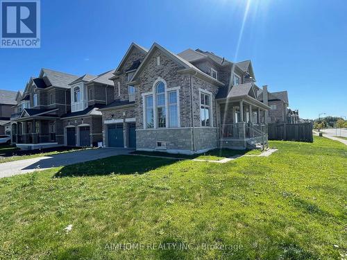 60 Baleberry Crescent, East Gwillimbury, ON - Outdoor With Facade