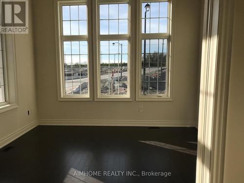 60 Baleberry Crescent, East Gwillimbury, ON - Indoor Photo Showing Other Room