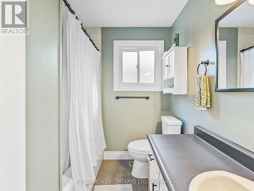 6 Tanglewood Terrace, Brantford, ON - Indoor Photo Showing Bathroom