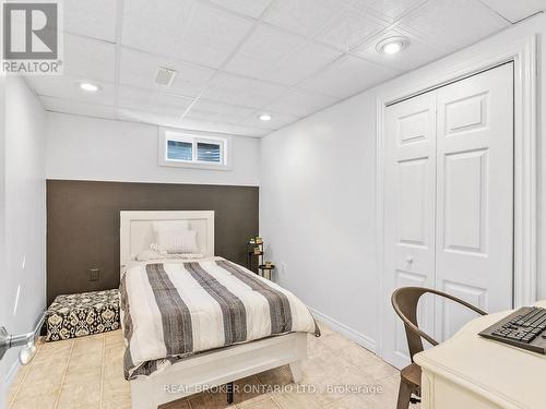 6 Tanglewood Terrace, Brantford, ON - Indoor Photo Showing Bedroom