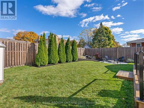 6 Tanglewood Terrace, Brantford, ON - Outdoor