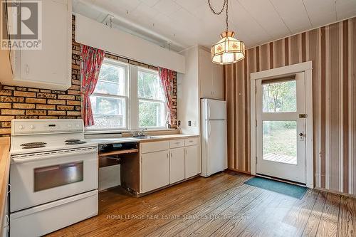 279 Macdonald Road, Oakville, ON - Indoor Photo Showing Kitchen