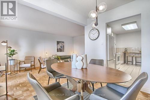 45 - 11 Plaisance Road, Richmond Hill, ON - Indoor Photo Showing Dining Room