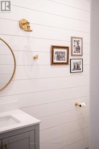 326 Mcfaul Road, Prince Edward County (Wellington), ON - Indoor Photo Showing Bathroom