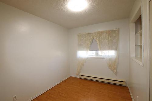 410 Patrick Avenue, The Pas, MB - Indoor Photo Showing Other Room