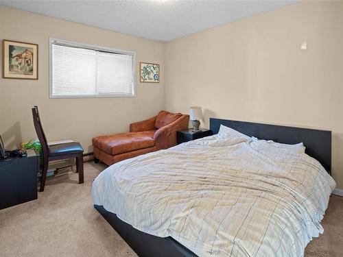 961 Shearwater St, Esquimalt, BC - Indoor Photo Showing Bedroom