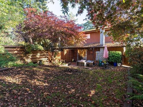 961 Shearwater St, Esquimalt, BC - Outdoor