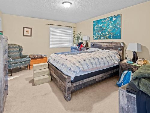 961 Shearwater St, Esquimalt, BC - Indoor Photo Showing Bedroom