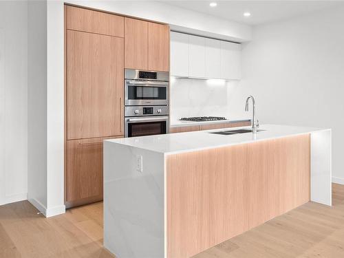 1605-2000 Hannington Rd, Langford, BC - Indoor Photo Showing Kitchen With Double Sink