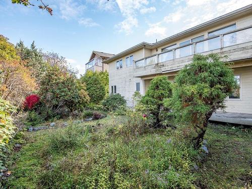 3569 Mcinnis Rise, Saanich, BC 