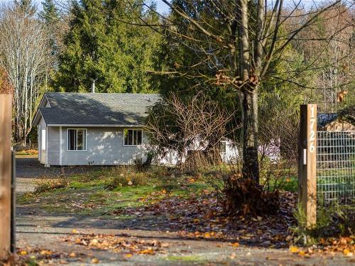 1726 Settler Rd, Qualicum Beach, BC 