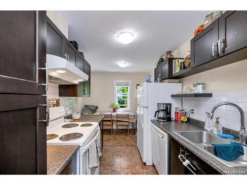 8033 Greendale Rd, Lake Cowichan, BC - Indoor Photo Showing Kitchen With Double Sink