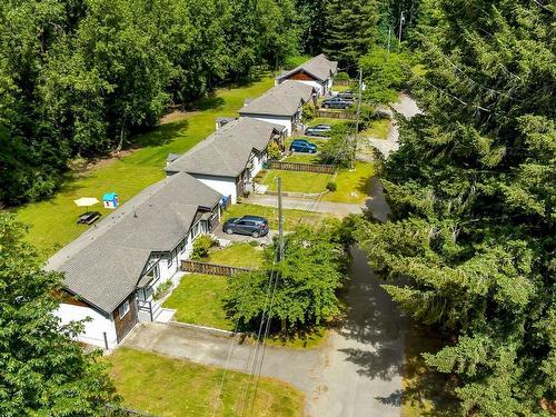 8033 Greendale Rd, Lake Cowichan, BC - Outdoor