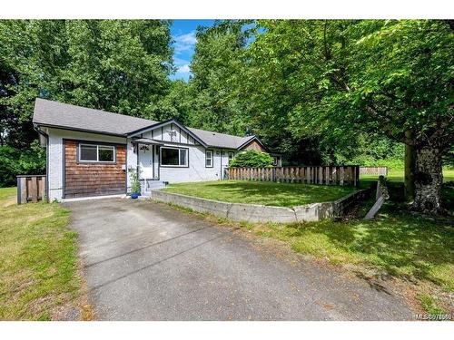 8033 Greendale Rd, Lake Cowichan, BC - Outdoor