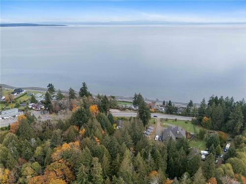 6850 Island Hwy West, Bowser, BC 