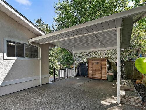 5159 Beckton Rd, Saanich, BC 