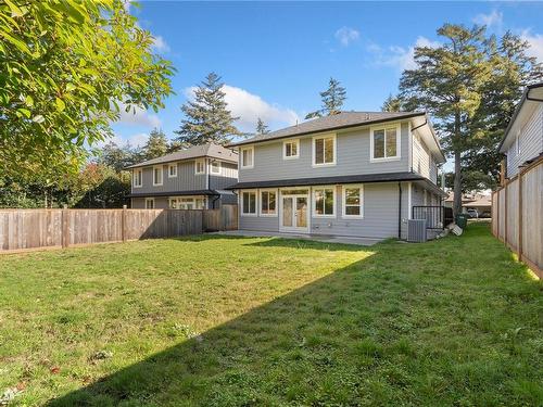 4462 Tyndall Ave, Saanich, BC 